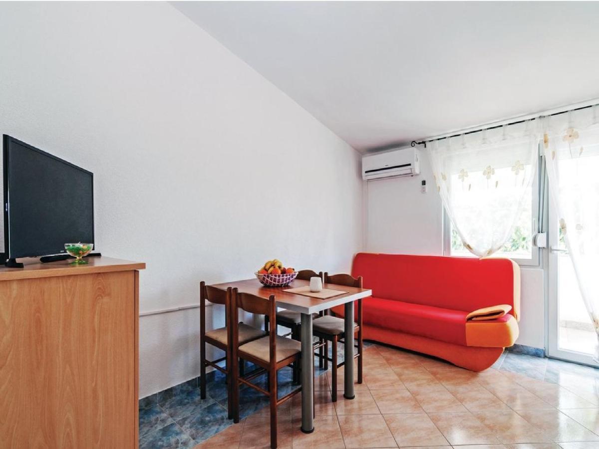 Apartments Hak Вир Экстерьер фото