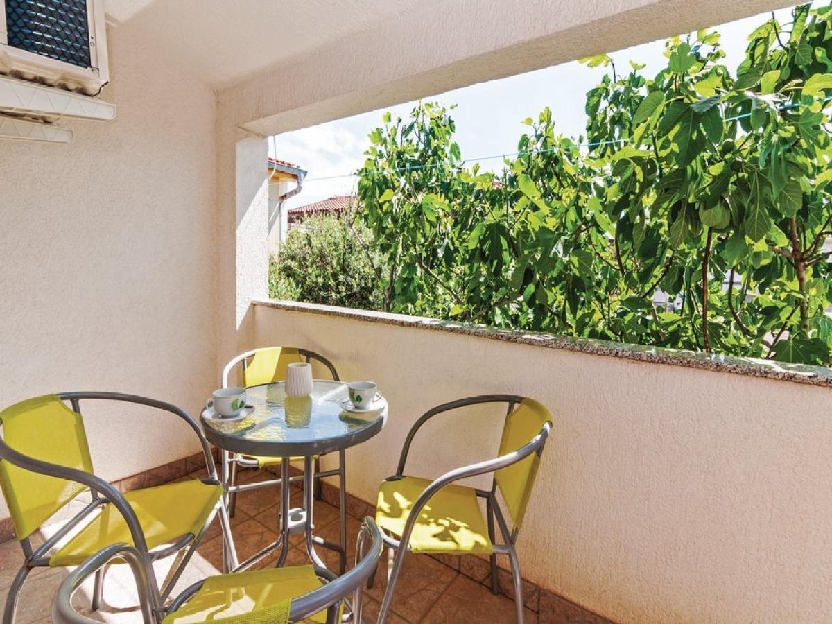 Apartments Hak Вир Экстерьер фото