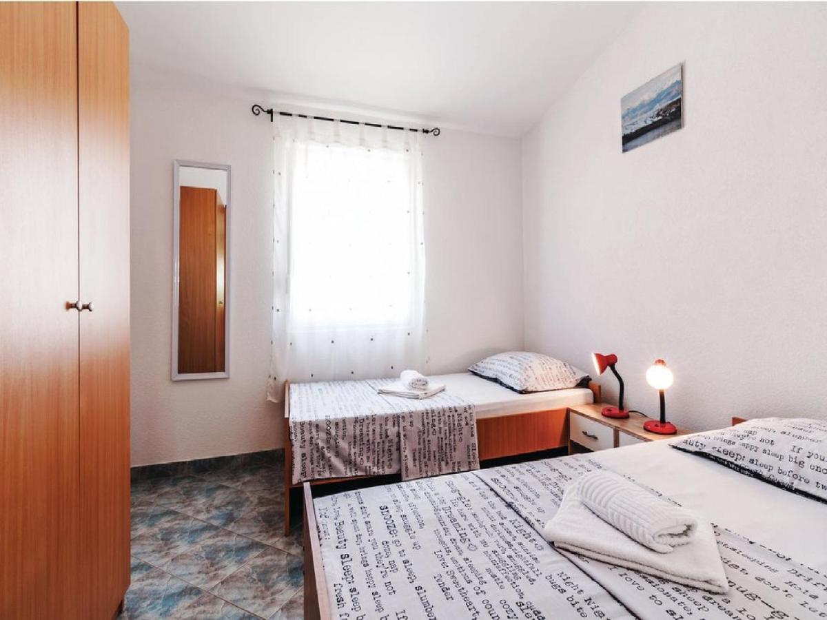 Apartments Hak Вир Экстерьер фото