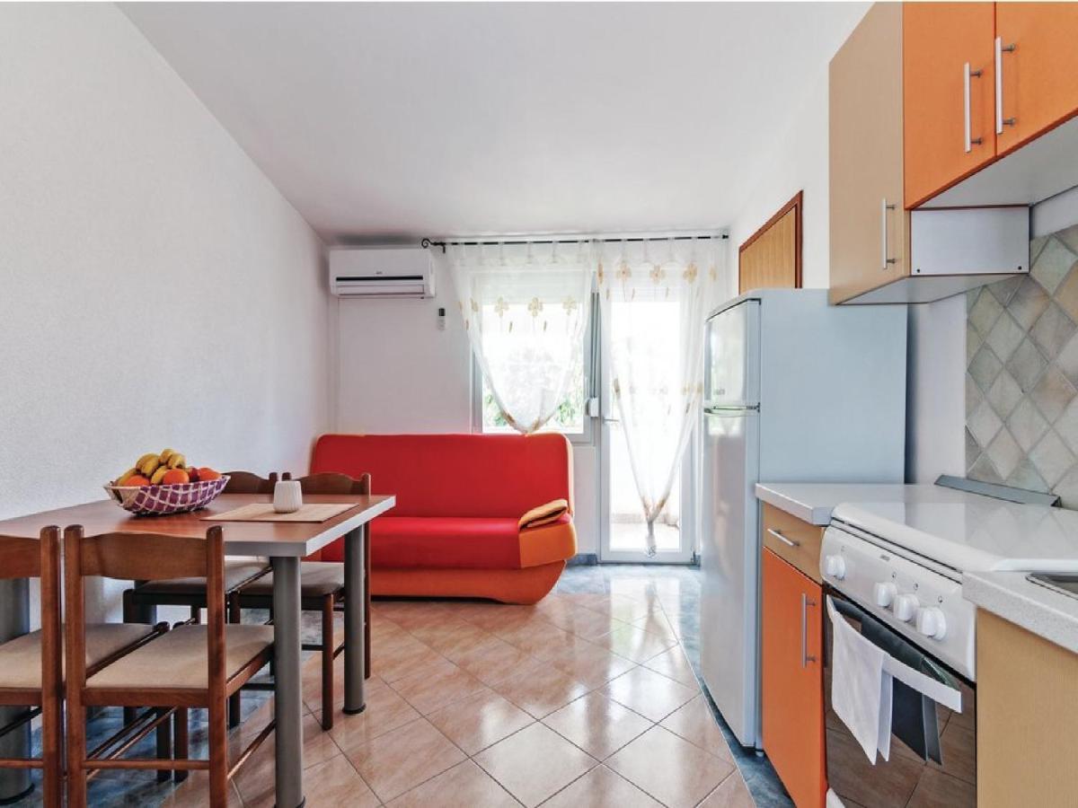 Apartments Hak Вир Экстерьер фото