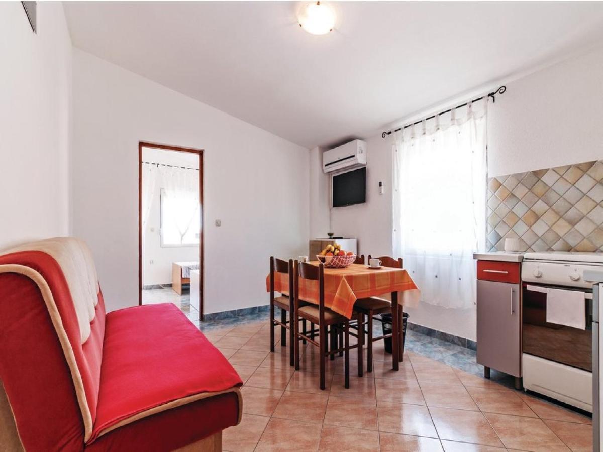 Apartments Hak Вир Экстерьер фото